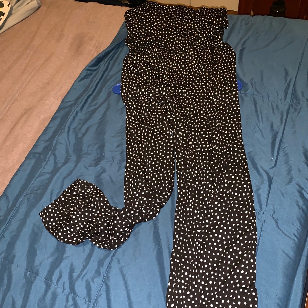 One piece, pant suit